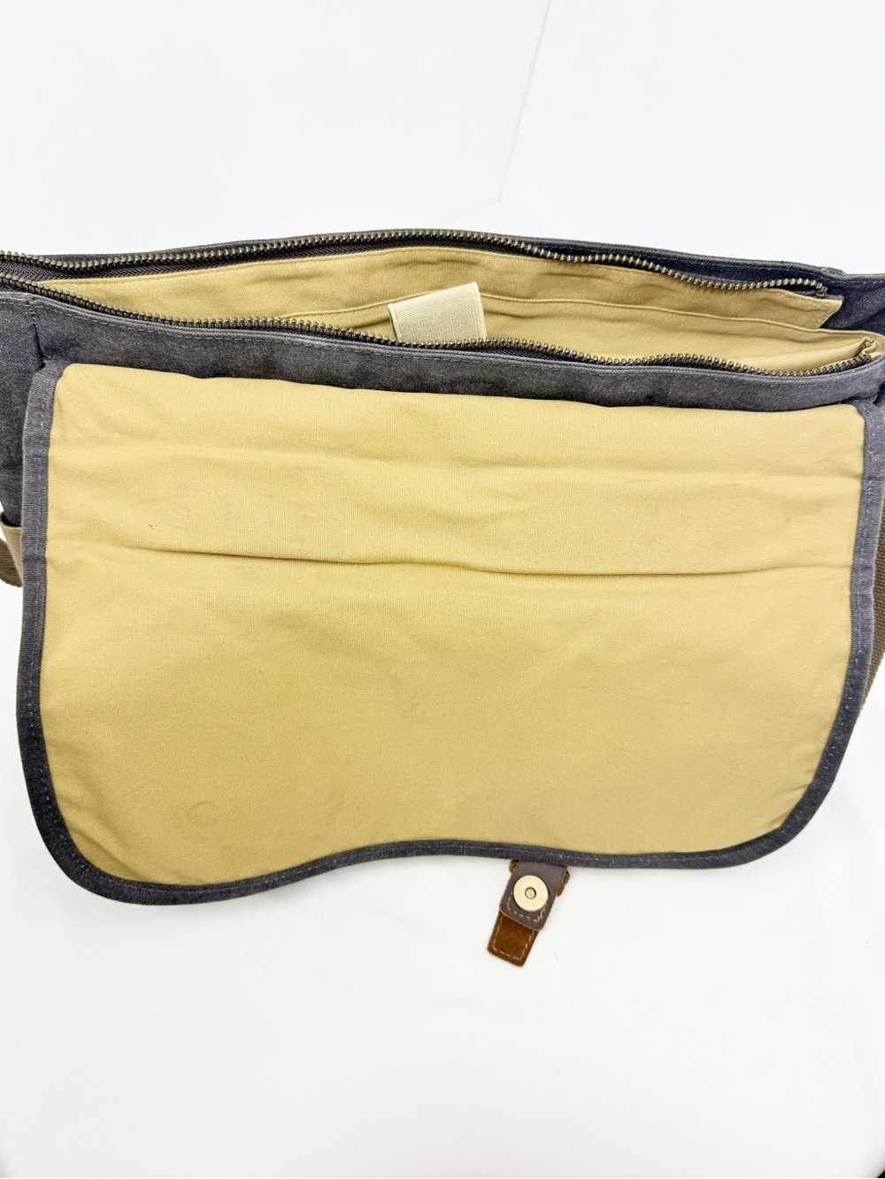 Newhey Gray Brown Thick Waxed Canvas Laptop Commuter Academic Satchel Bag - Picture 14 of 16